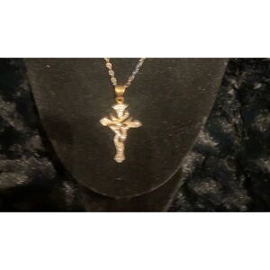 Lisa Robertson Cross necklace with crystals